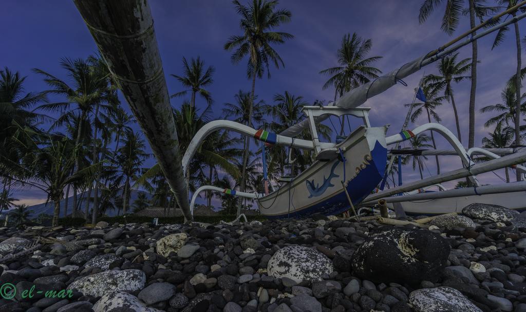 Kubu Indah Dive & Spa Resort Tulamben Oda fotoğraf